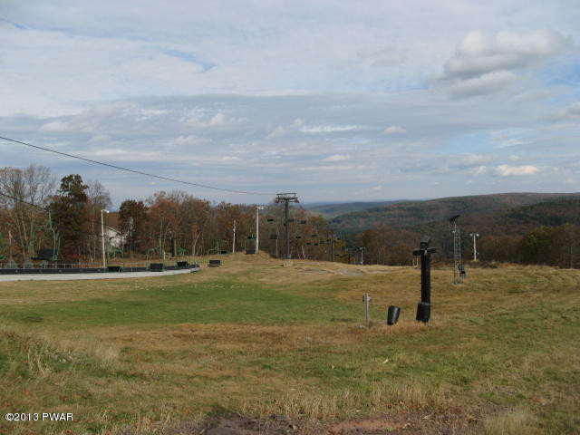 Robin Way Lackawaxen, PA 18435 - Photo 17 of 23