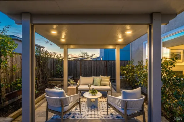 $919,000 | 2560 Red Willow Drive, Santa Rosa, CA 95403