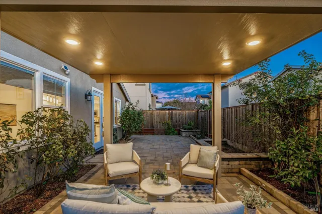 $919,000 | 2560 Red Willow Drive, Santa Rosa, CA 95403