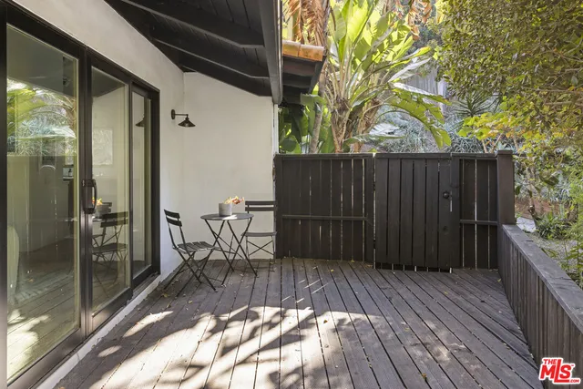 $10,000 | 2936 La Castana Drive, Los Angeles, CA 90046