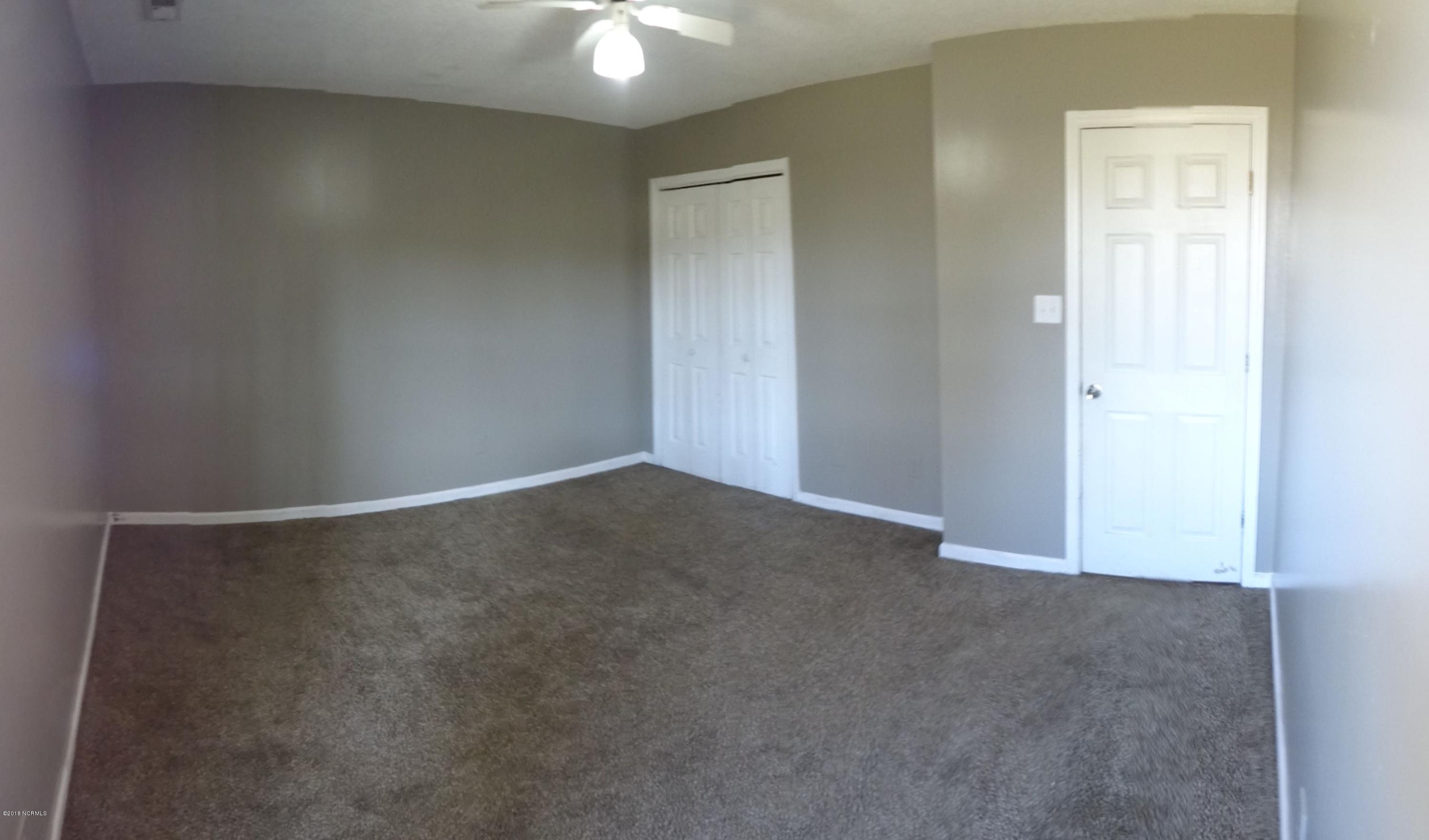 311 Crown Point Road Hubert, NC 28539 - Photo 12 of 25 Master 3