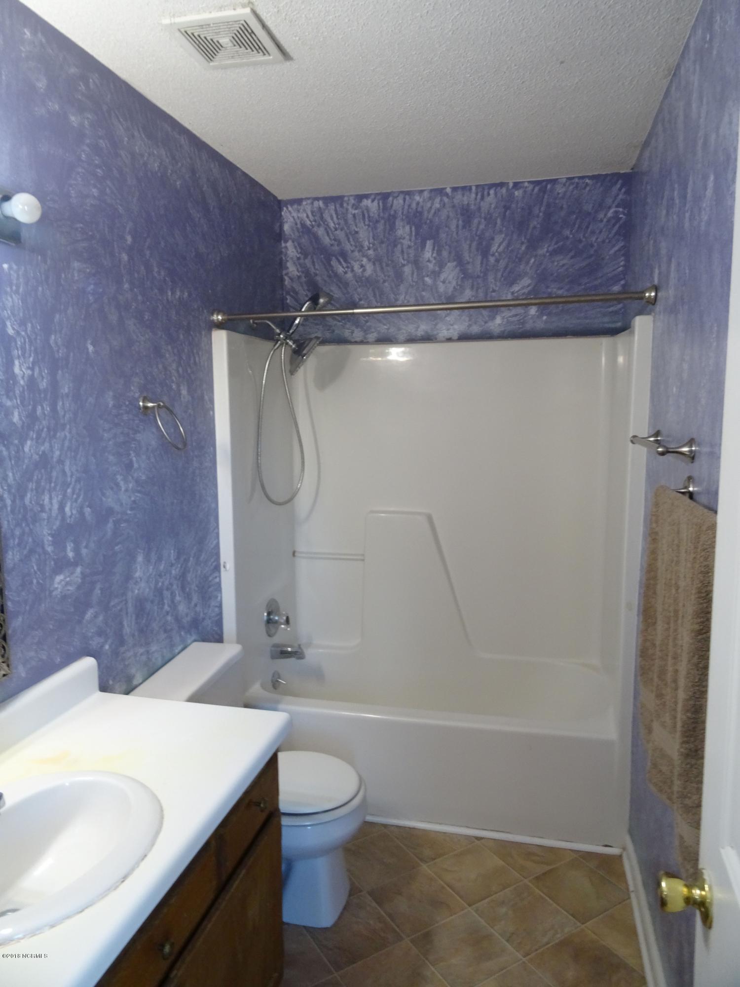 311 Crown Point Road Hubert, NC 28539 - Photo 13 of 25 MB 1
