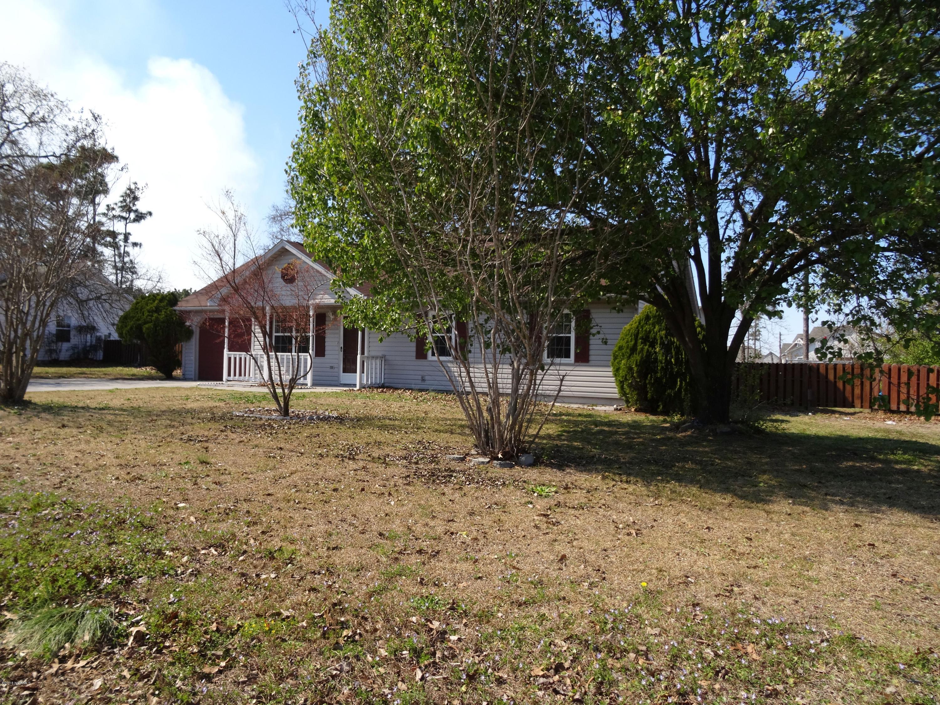 311 Crown Point Road Hubert, NC 28539 - Photo 24 of 25 Front 5