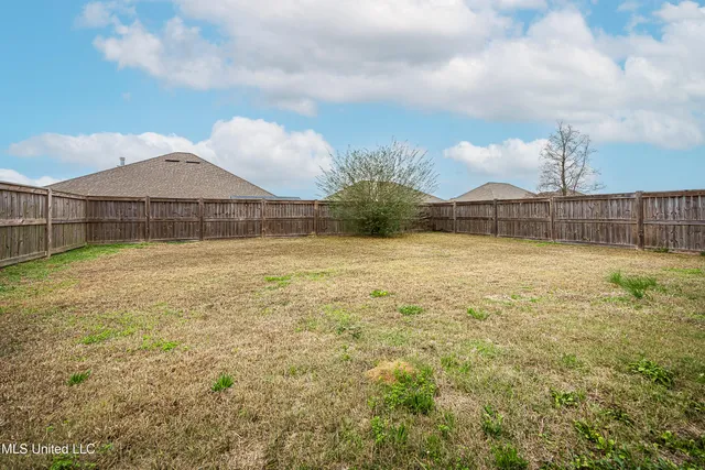 $2,400 | 10463 West Landon Green Circle, Gulfport, MS 39503