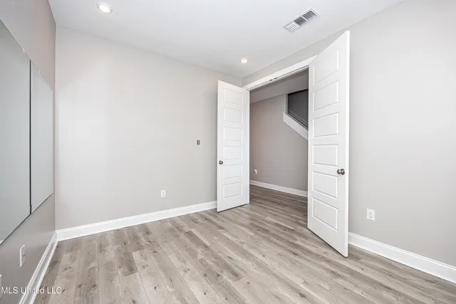 $2,400 | 10463 West Landon Green Circle, Gulfport, MS 39503