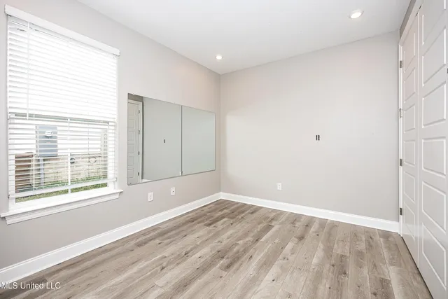 $2,400 | 10463 West Landon Green Circle, Gulfport, MS 39503