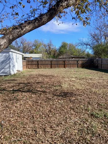 $149,900 | 202 Roselawn Street, Coleman, TX 76834