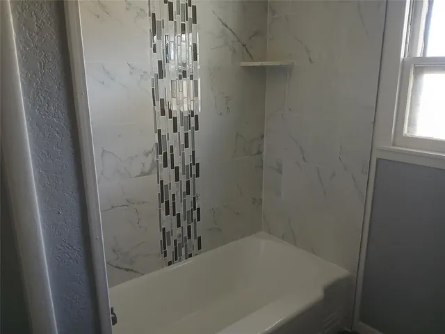 $149,900 | 202 Roselawn Street, Coleman, TX 76834