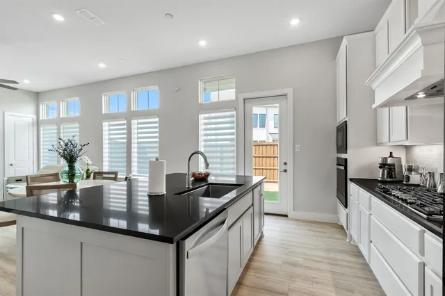 $4,800 | 12016 Dahlia Bay Drive, Frisco, TX 75033