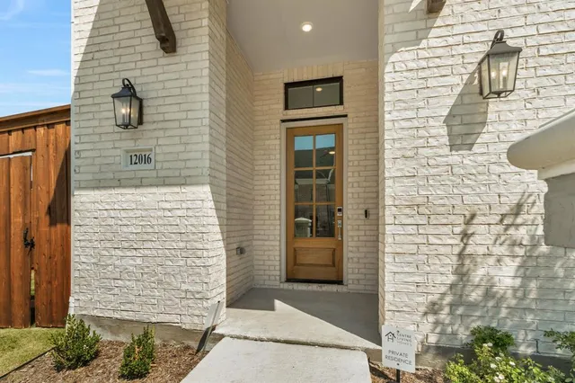 $4,800 | 12016 Dahlia Bay Drive, Frisco, TX 75033