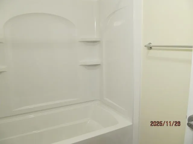 $1,450 | 2 Pleasant Street, Unit 3, Claremont, NH 03743