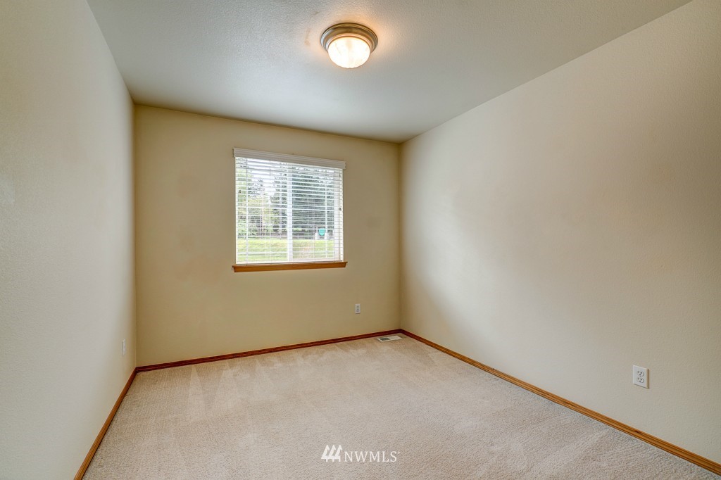 23721 17th Place West Bothell, WA 98021 - Photo 17 of 22