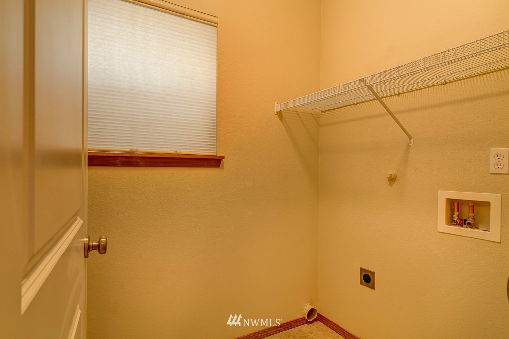 23721 17th Place West Bothell, WA 98021 - Photo 19 of 22