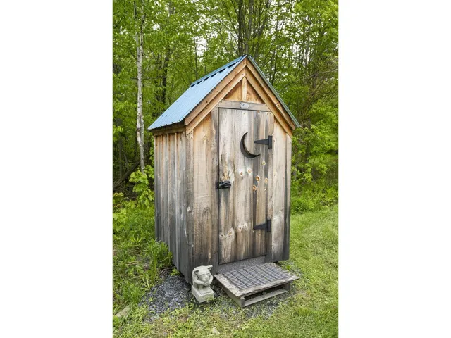 $625,000 | 1006 Brownsville Road, Moretown, VT 05602