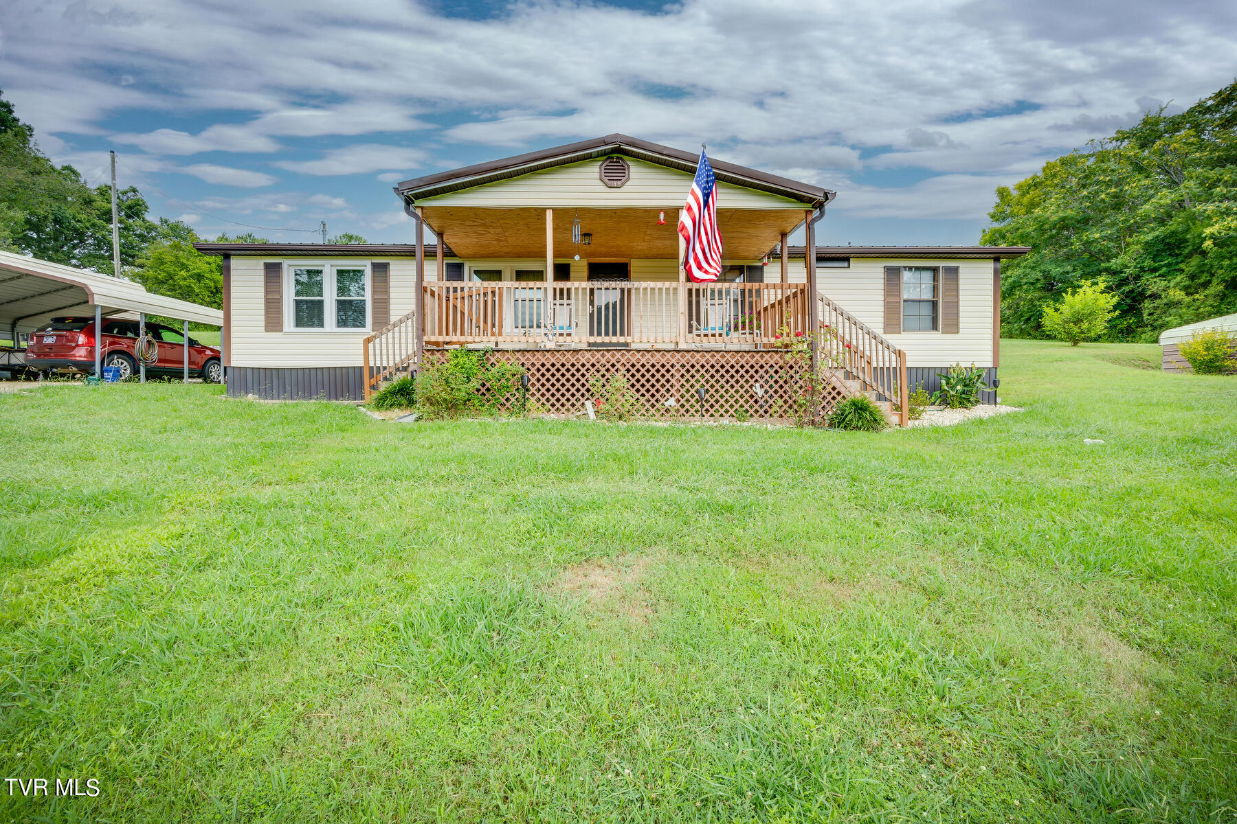 1130 West Allens Bridge Road Greeneville, TN 37743 - Photo 1 of 38 001