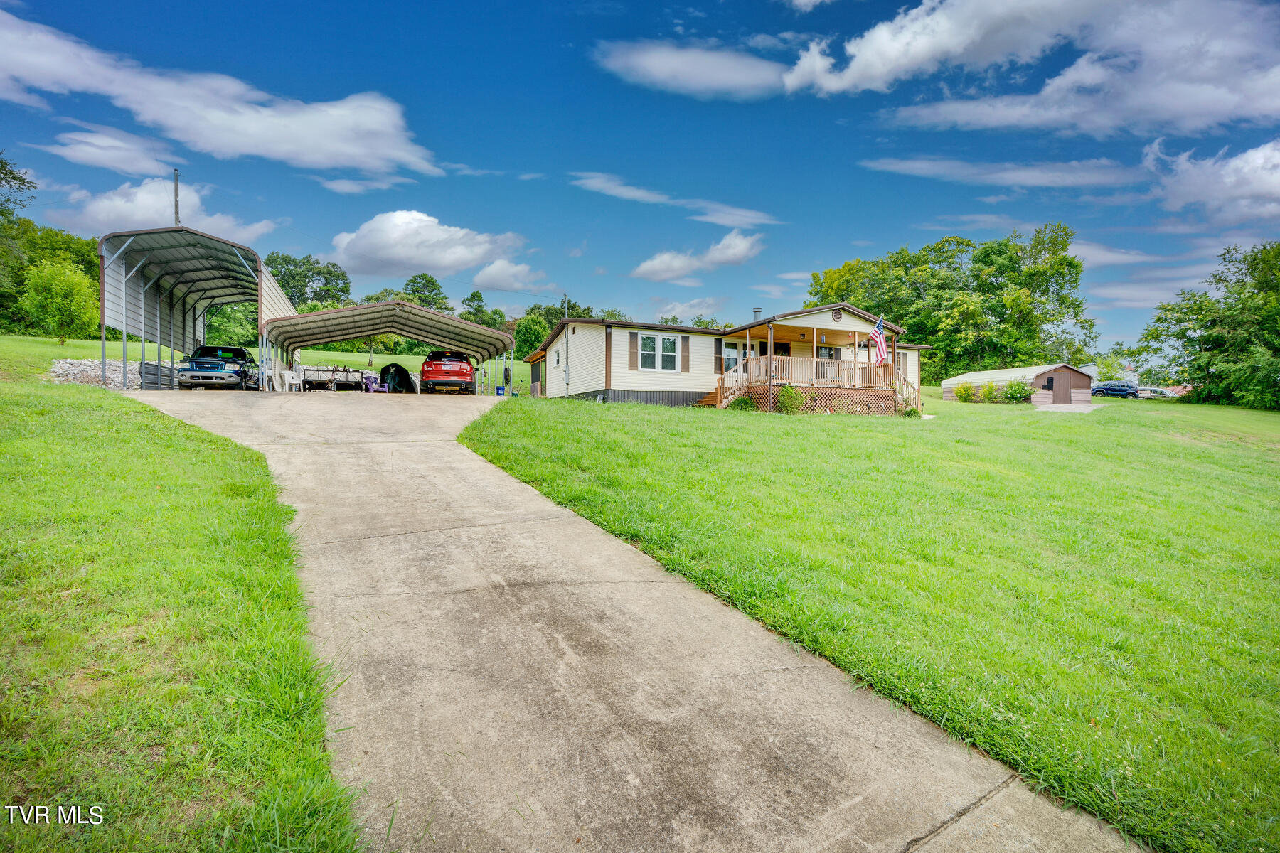 1130 West Allens Bridge Road Greeneville, TN 37743 - Photo 3 of 38 003