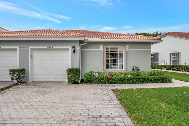 $325,000 | 8398 Logia Circle, Boynton Beach, FL 33472