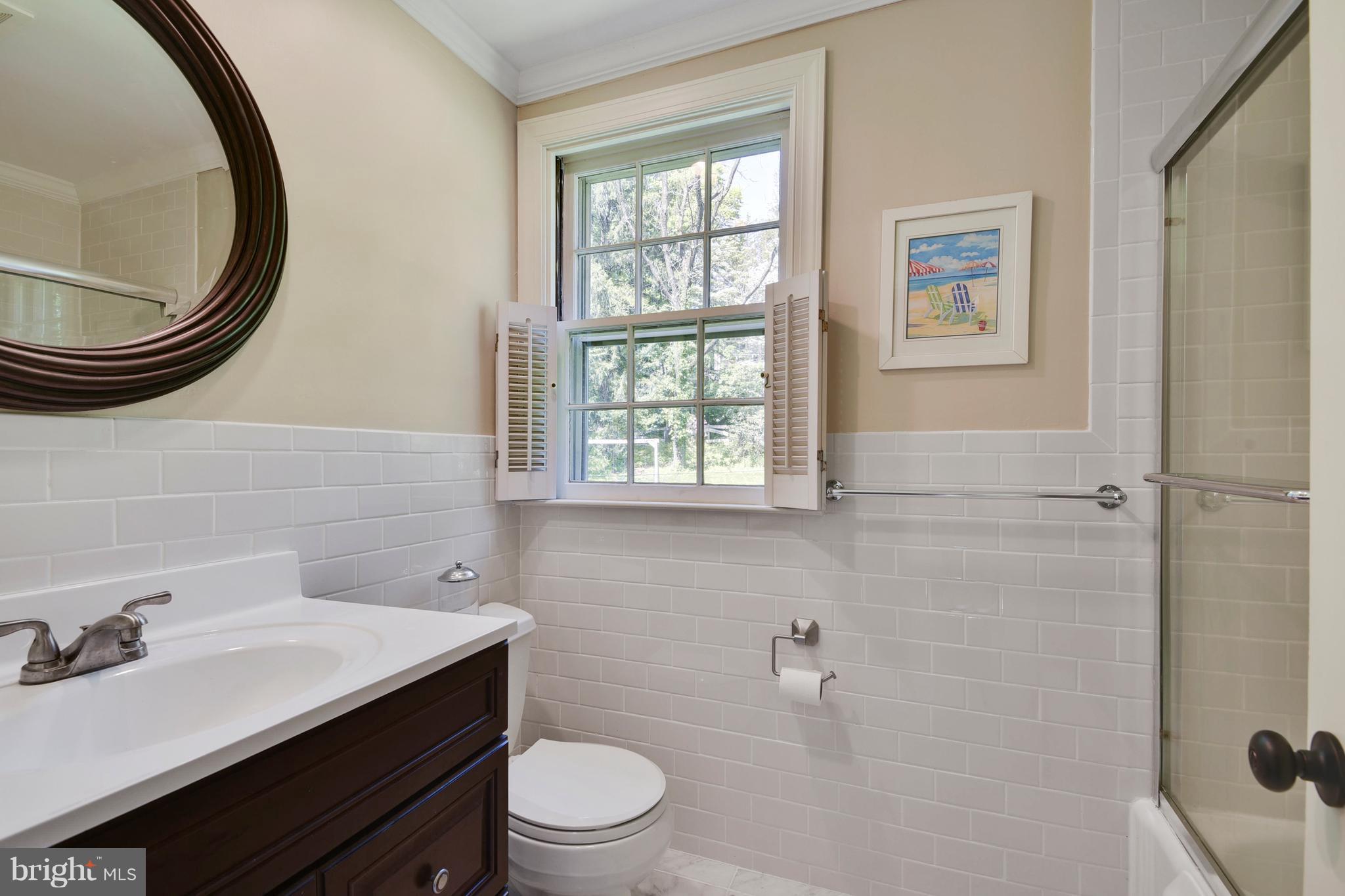 902 Navy Road Baltimore, MD 21204 - Photo 25 of 30 Second floor hallway bath