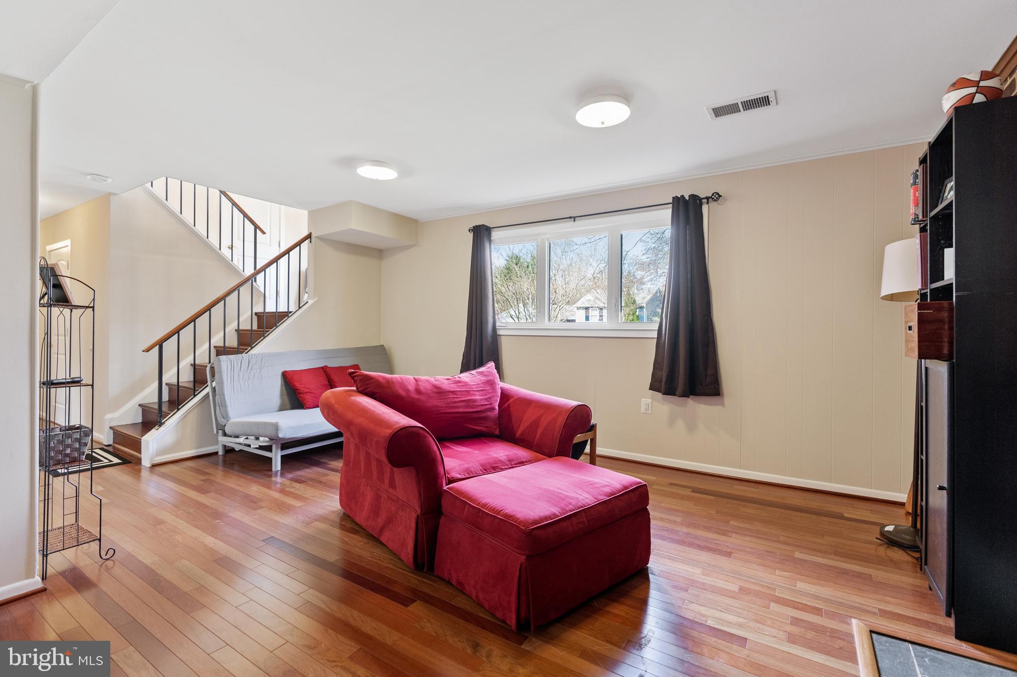 8307 Crown Court Road Alexandria, VA 22308 - Photo 31 of 48