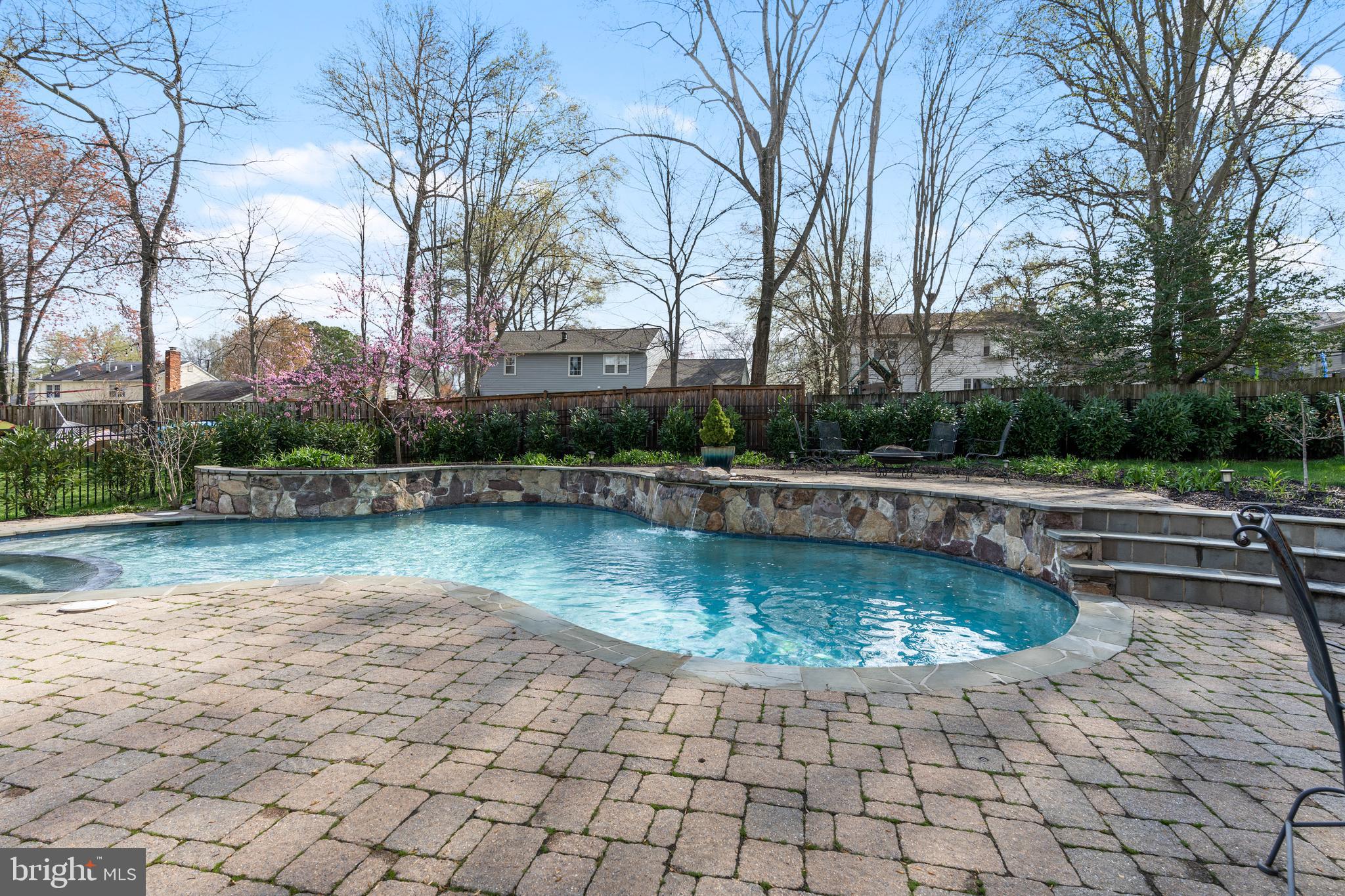 8307 Crown Court Road Alexandria, VA 22308 - Photo 46 of 48
