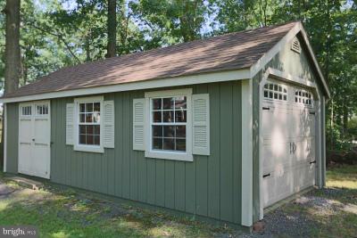 6429 Lignum Street Springfield, VA 22150 - Photo 20 of 29 a view of outdoor space and front view of a house