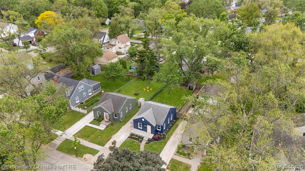 2193 Earlmont Road Berkley, MI 48072 - Photo 4 of 38 Gallery Image 4