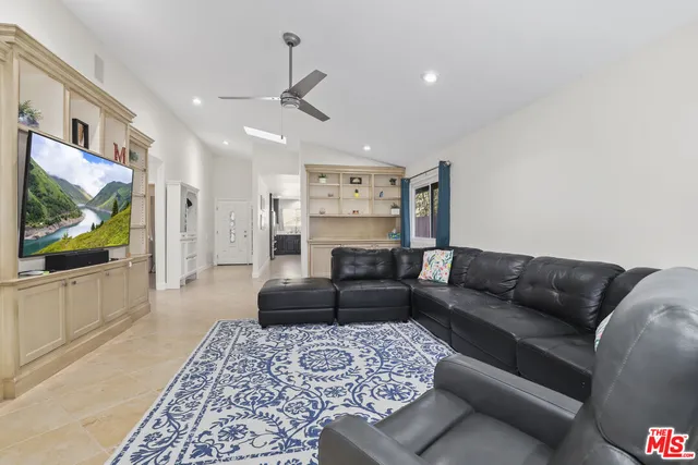 $849,900 | 27558 Pamplico Drive, Valencia, CA 91354