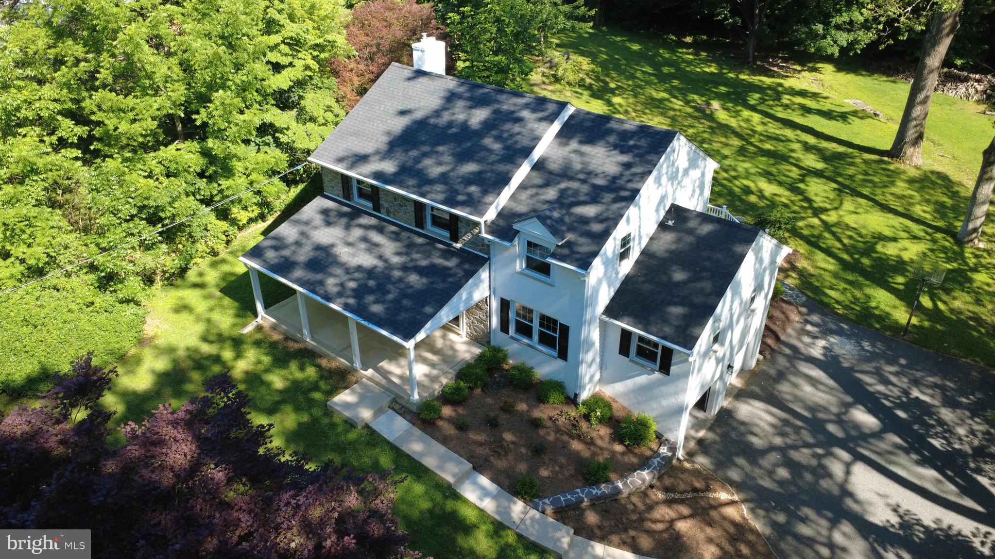 61 Chapel Hill Road Media, PA 19063 - Photo 2 of 21