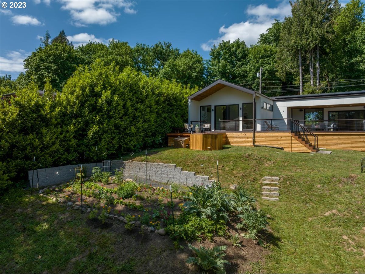2108 Southwest Mossy Brae Road West Linn, OR 97068 - Photo 39 of 46 Gallery Image 39
