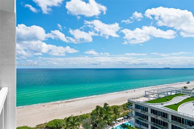 $1,575,000 | 6801 Collins Avenue, Unit 1206, Miami Beach, FL 33141
