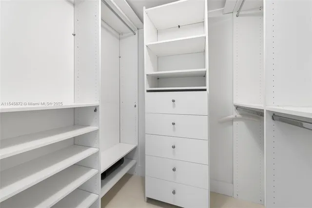 $1,575,000 | 6801 Collins Avenue, Unit 1206, Miami Beach, FL 33141