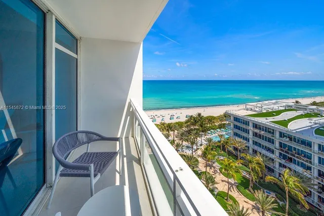 $1,575,000 | 6801 Collins Avenue, Unit 1206, Miami Beach, FL 33141