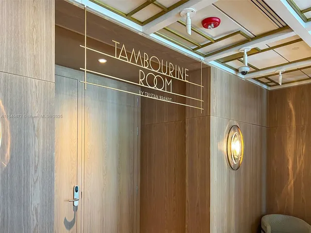 $1,575,000 | 6801 Collins Avenue, Unit 1206, Miami Beach, FL 33141