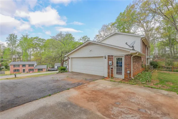 $349,900 | 300 Elmwood Street, Easley, SC 29642