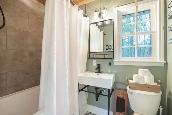 $349,900 | 300 Elmwood Street, Easley, SC 29642