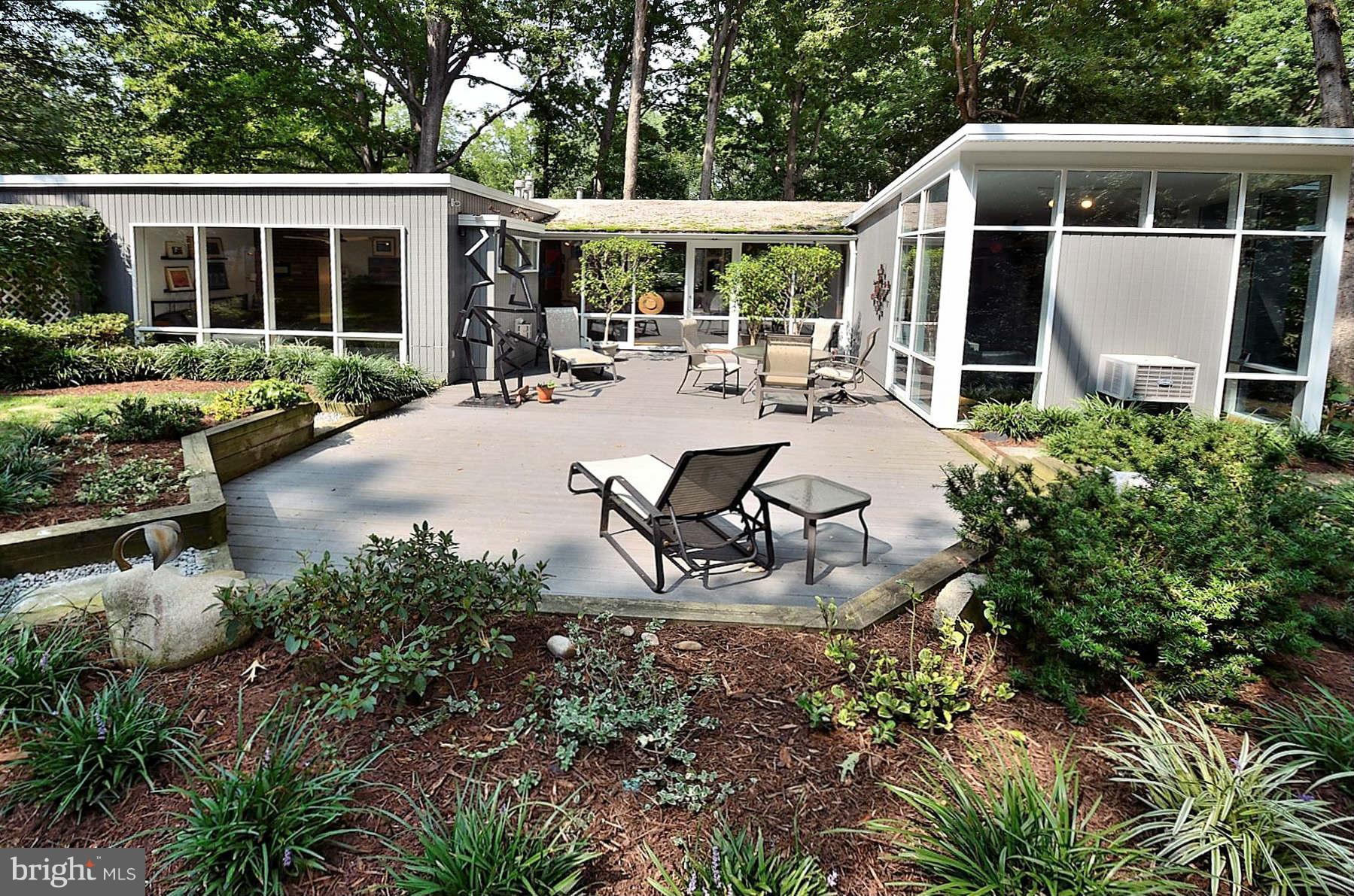 7202 Beechwood Road Alexandria, VA 22307 - Photo 2 of 30 Exterior (Rear)