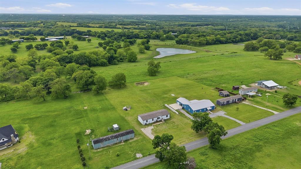 587 Kentucky Town Road Whitewright, TX 75491 - Photo 29 of 39