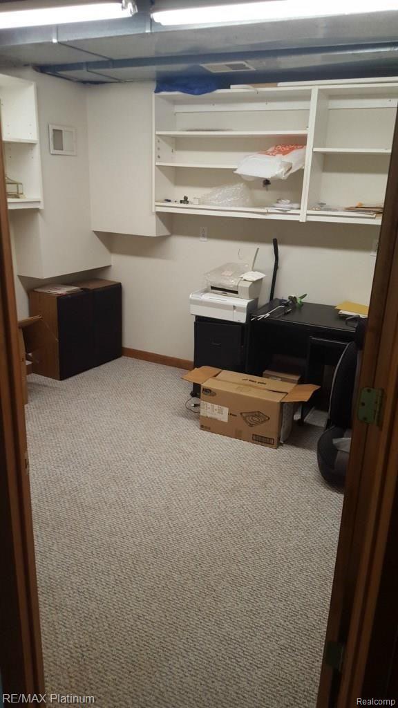 2537 Swarthout Road Pinckney, MI 48169 - Photo 34 of 37 20150817_171853.jpg