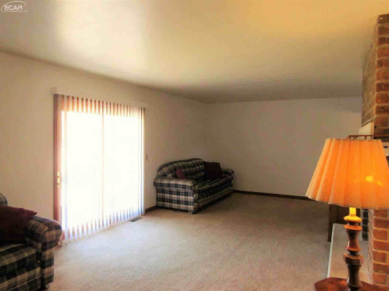 6314 North Webster Road Mount Morris, MI 48458 - Photo 16 of 27 21262957-15.JPG