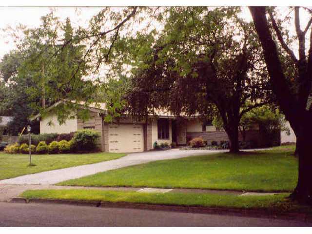 2683 Mt Holyoke Road Upper Arlington, OH 43221 - Photo 1 of 1