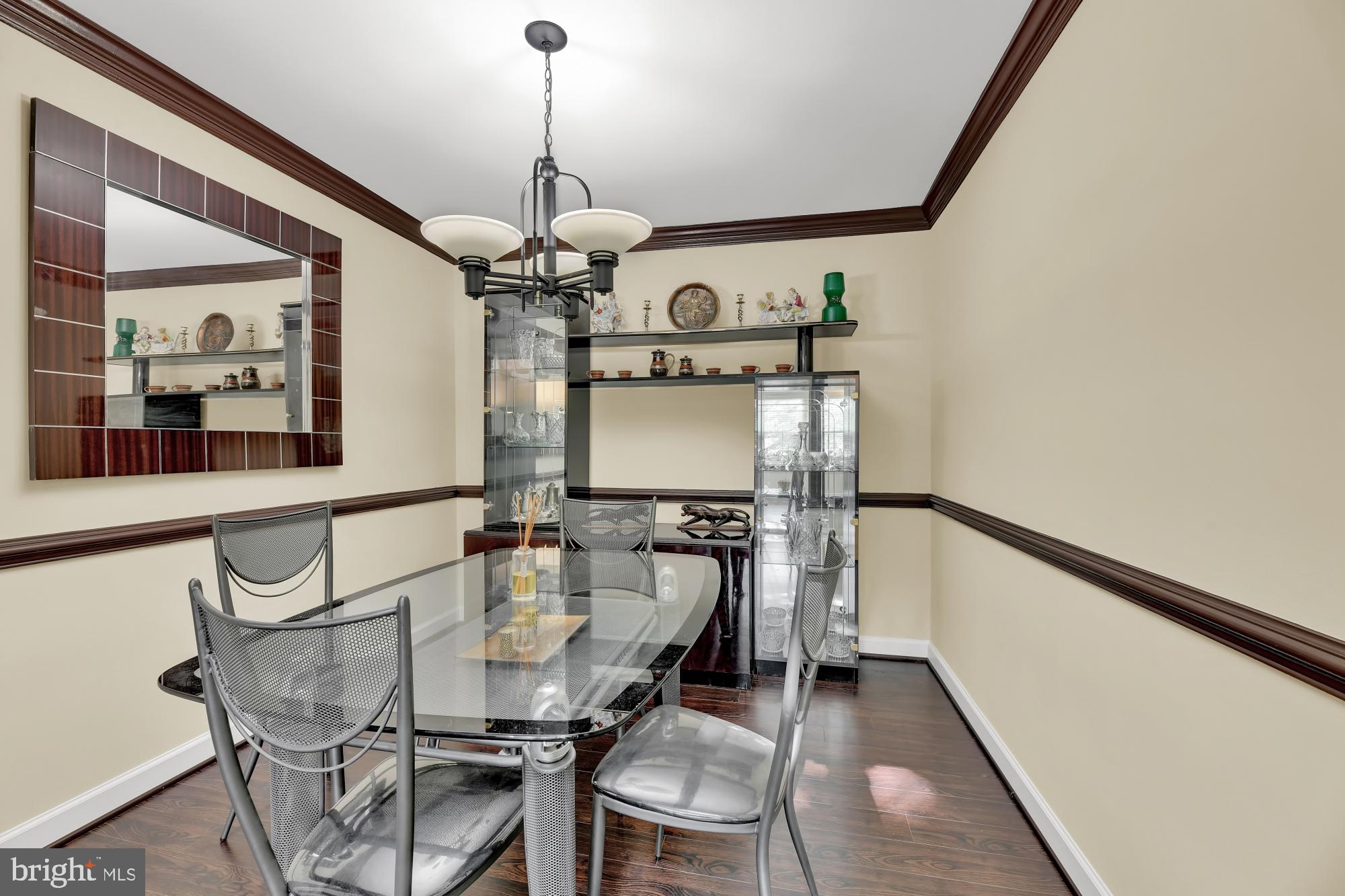 6832 Hayley Ridge Way, Unit A Baltimore, MD 21209 - Photo 10 of 29 Dining Room