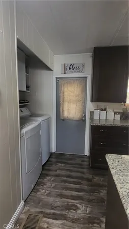 $205,000 | 20652 Lassen Street, Unit 114, Chatsworth, CA 91311