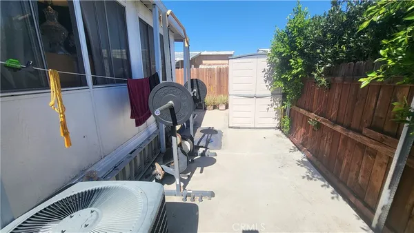$205,000 | 20652 Lassen Street, Unit 114, Chatsworth, CA 91311