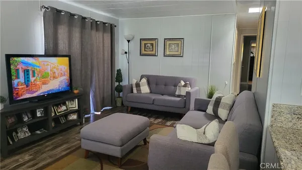 $205,000 | 20652 Lassen Street, Unit 114, Chatsworth, CA 91311