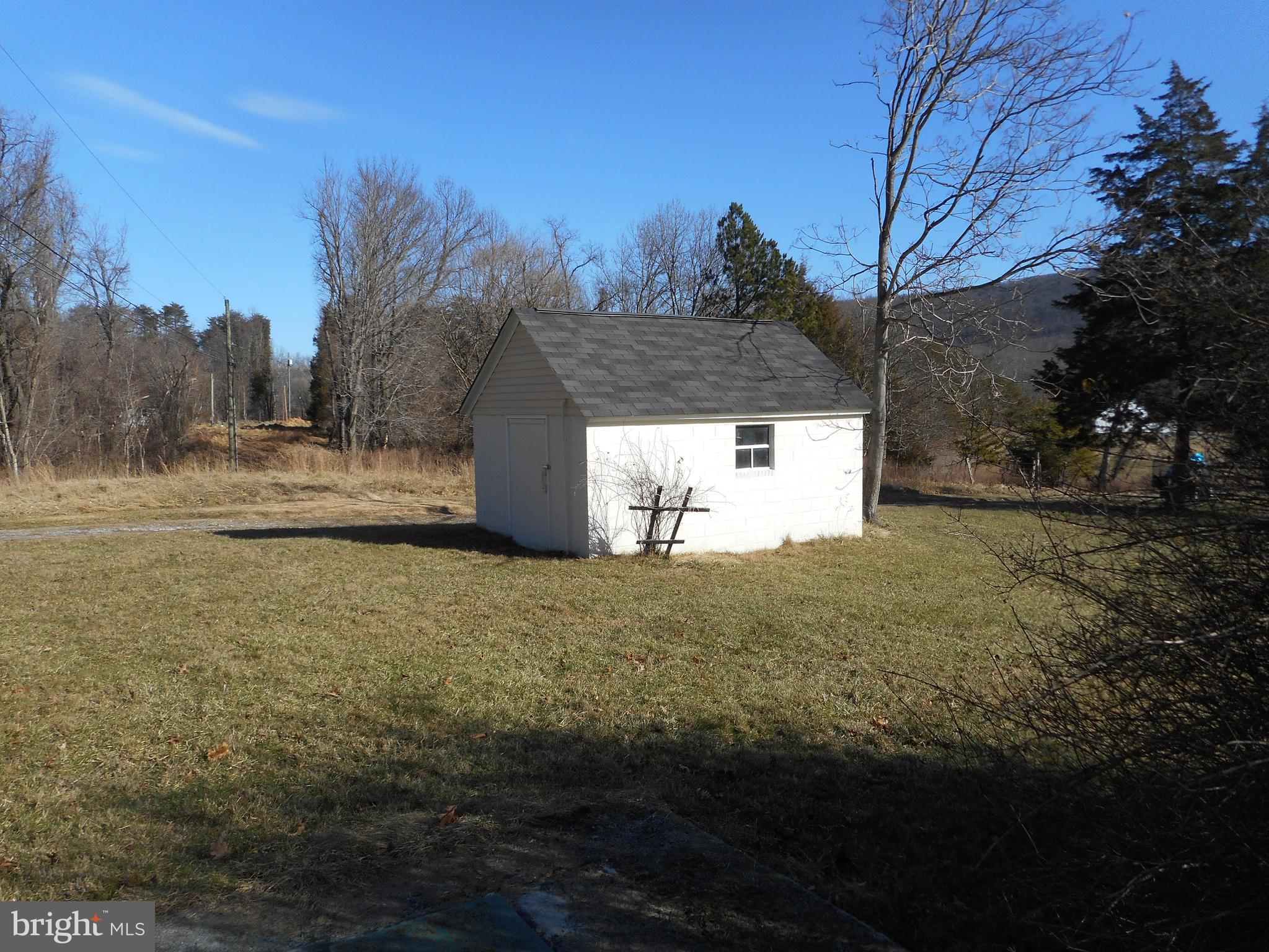 286 Mission Road North Harpers Ferry, WV 25425 - Photo 7 of 20