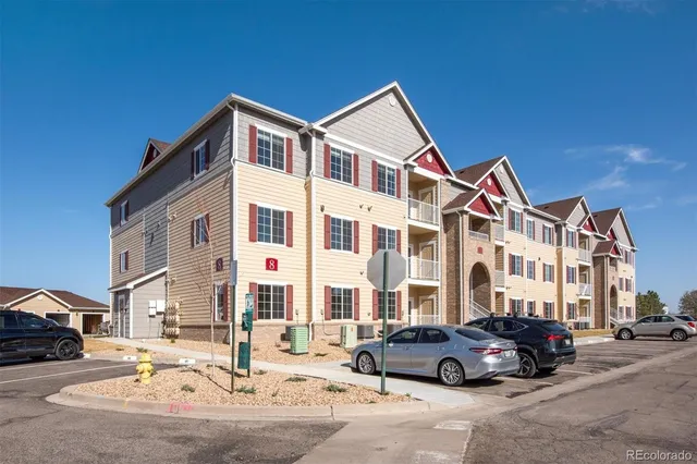 $2,000 | 15700 East Jamison Drive, Unit 8307, Englewood, CO 80112