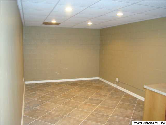 628 Hunters Crossing Road Odenville, AL 35120 - Photo 8 of 18