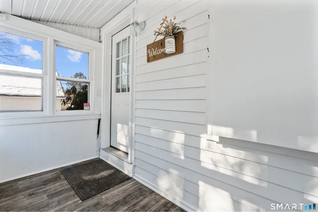 $359,999 | 26 Orchard Street, Plymouth, CT 06786