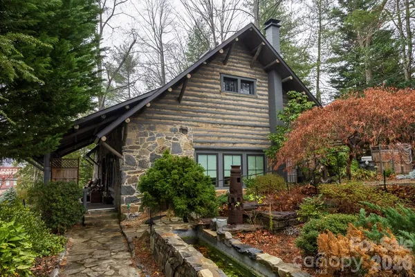 $550,000 | 15 Chestnut Street, Tryon, NC 28782