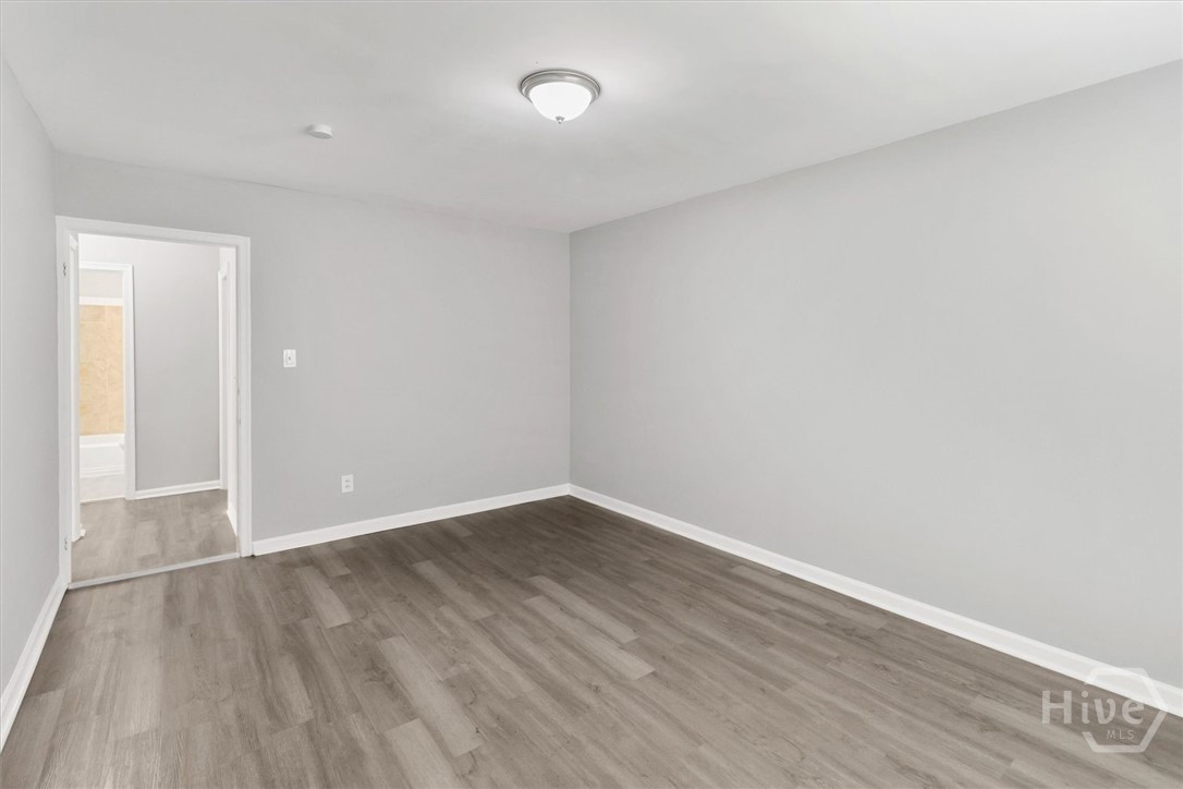 1724 East 39th Street, Unit B Savannah, GA 31404 - Photo 3 of 8